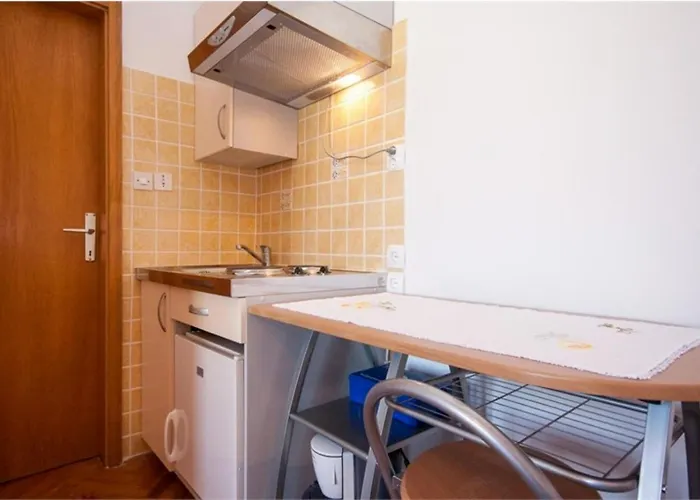 Ivan 2 Floor With Sea View Apartment